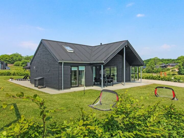 Luxury Retreat You will Love, Haderslev 1040, Haderslev, Denmark