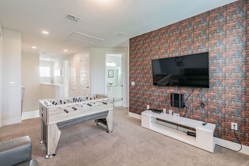 [amenities:loft-area:1] Loft Area