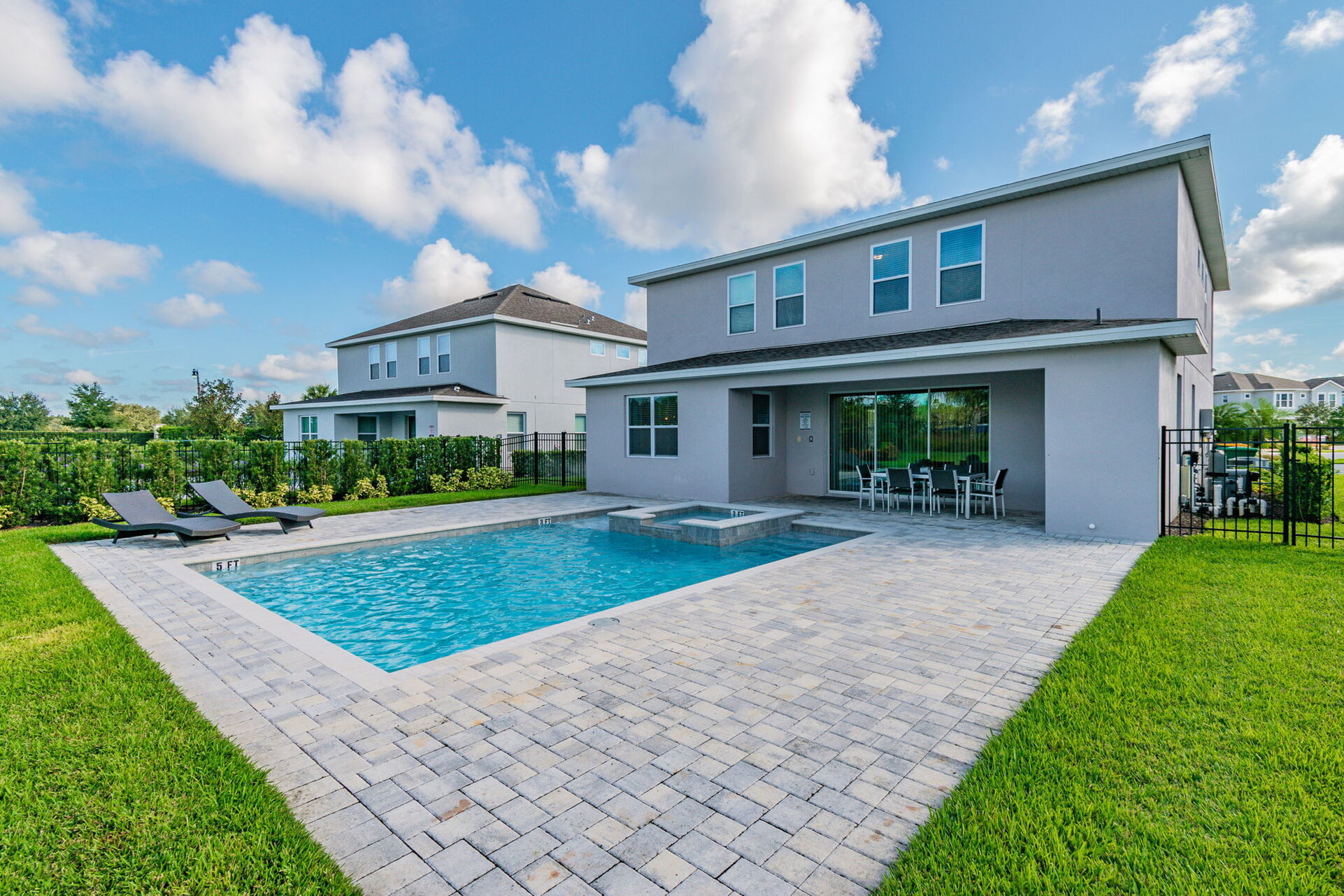 [amenities:private-pool:3] Private Pool