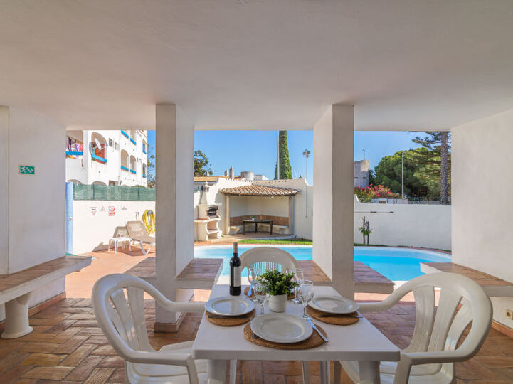You will love this Luxury 2 Bedroom Villa, Albufeira Villa 1161