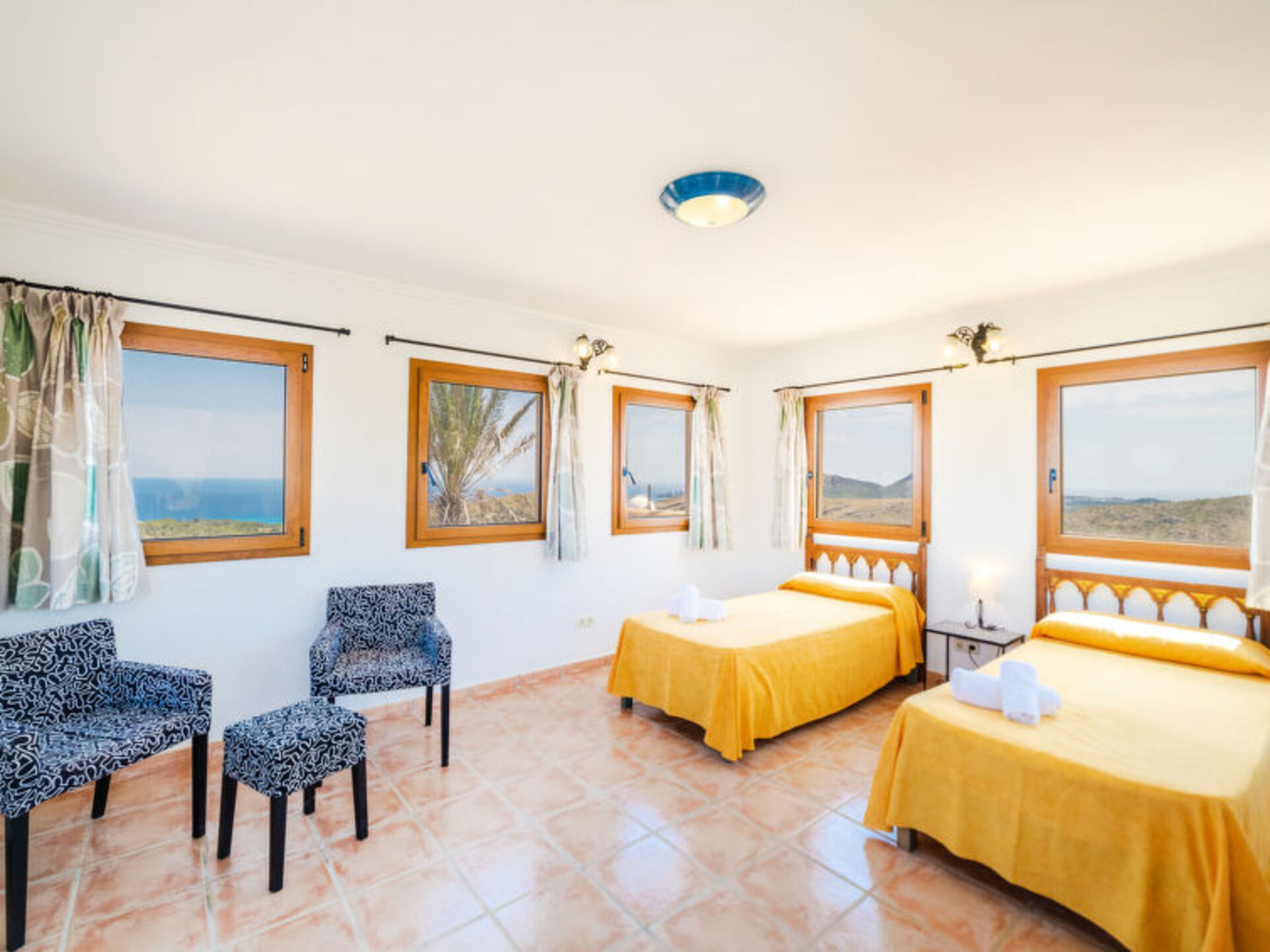 Unwind in Style - Elegant 5 Bedroom Villa,1658