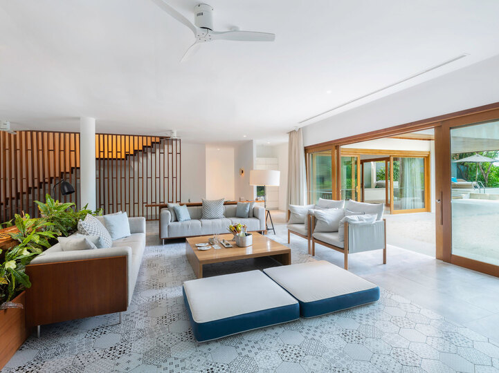 Elegant 4 Bedroom Villa in Paradise,1007