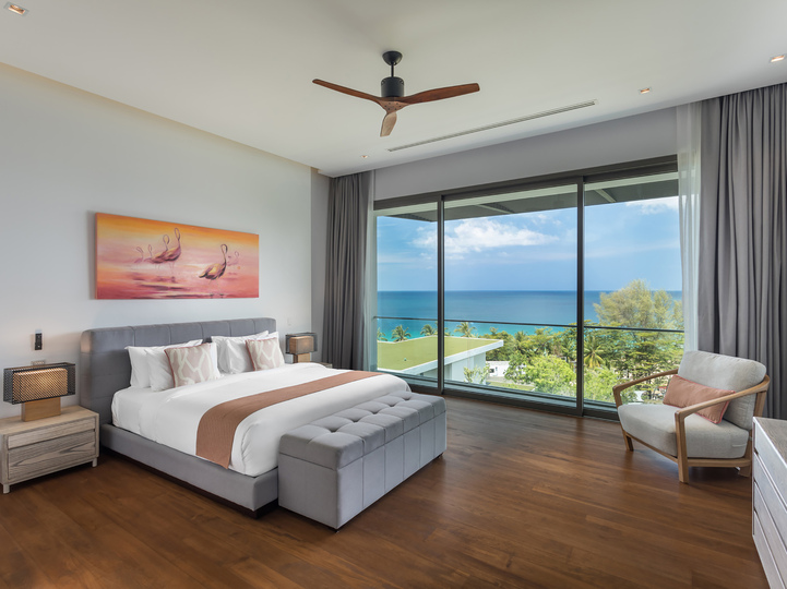 Malaiwana Duplex - Master bedroom one