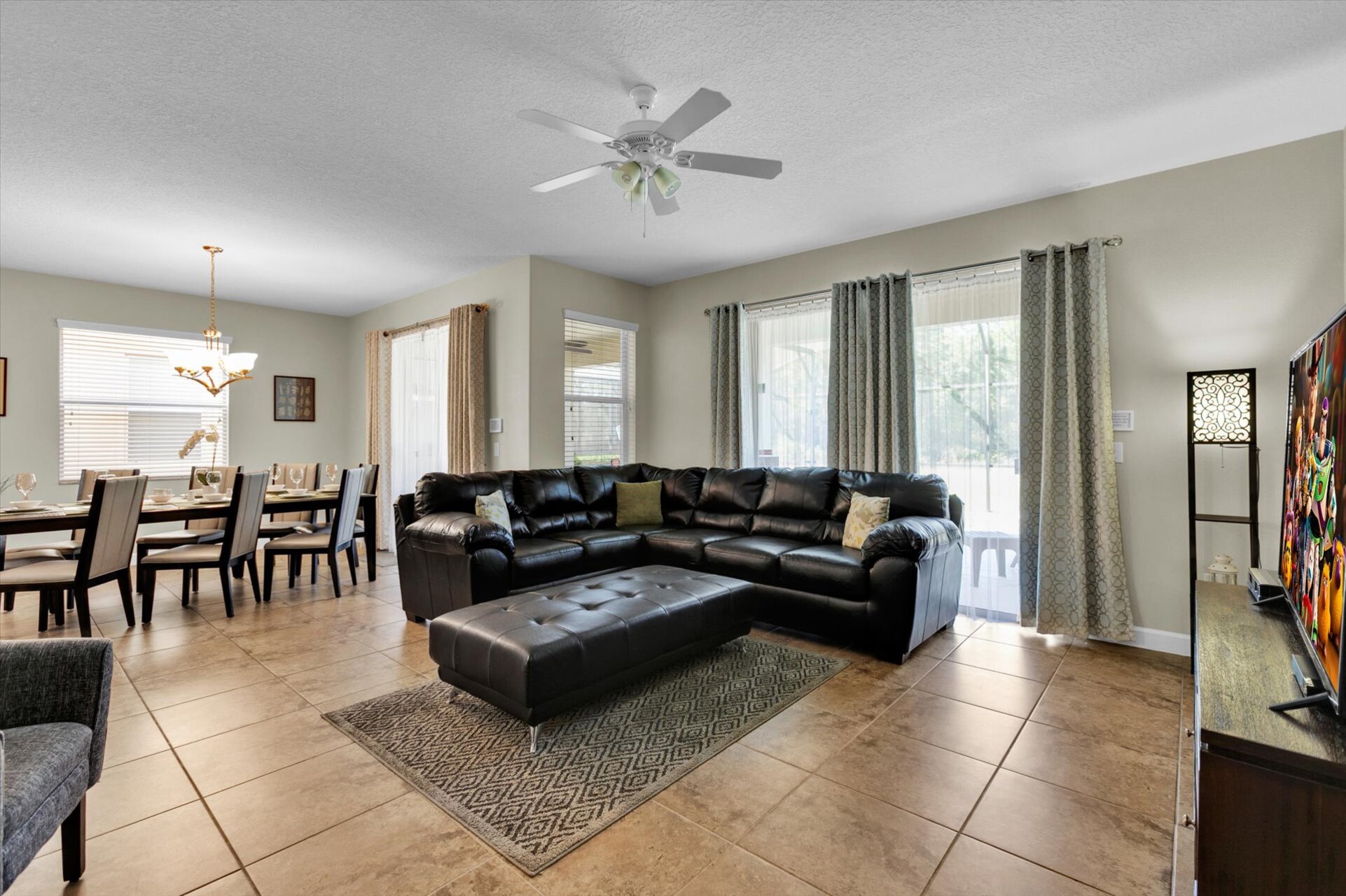 Living Room (Angle)