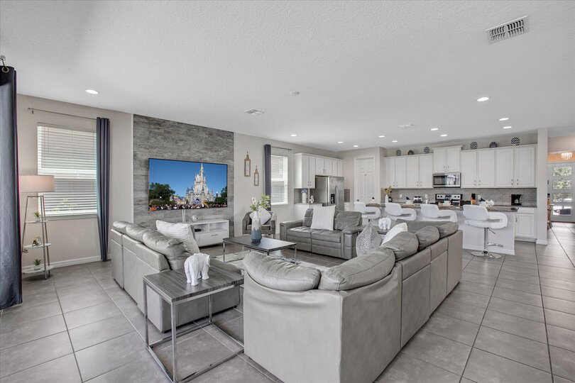 Living Room (Angle 2)