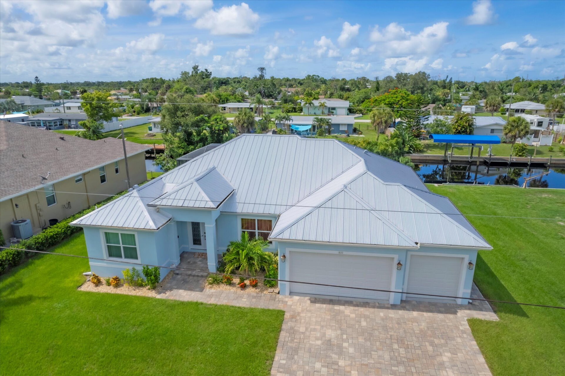 Gorgeous Englewood Waterfront Home With Private Pool