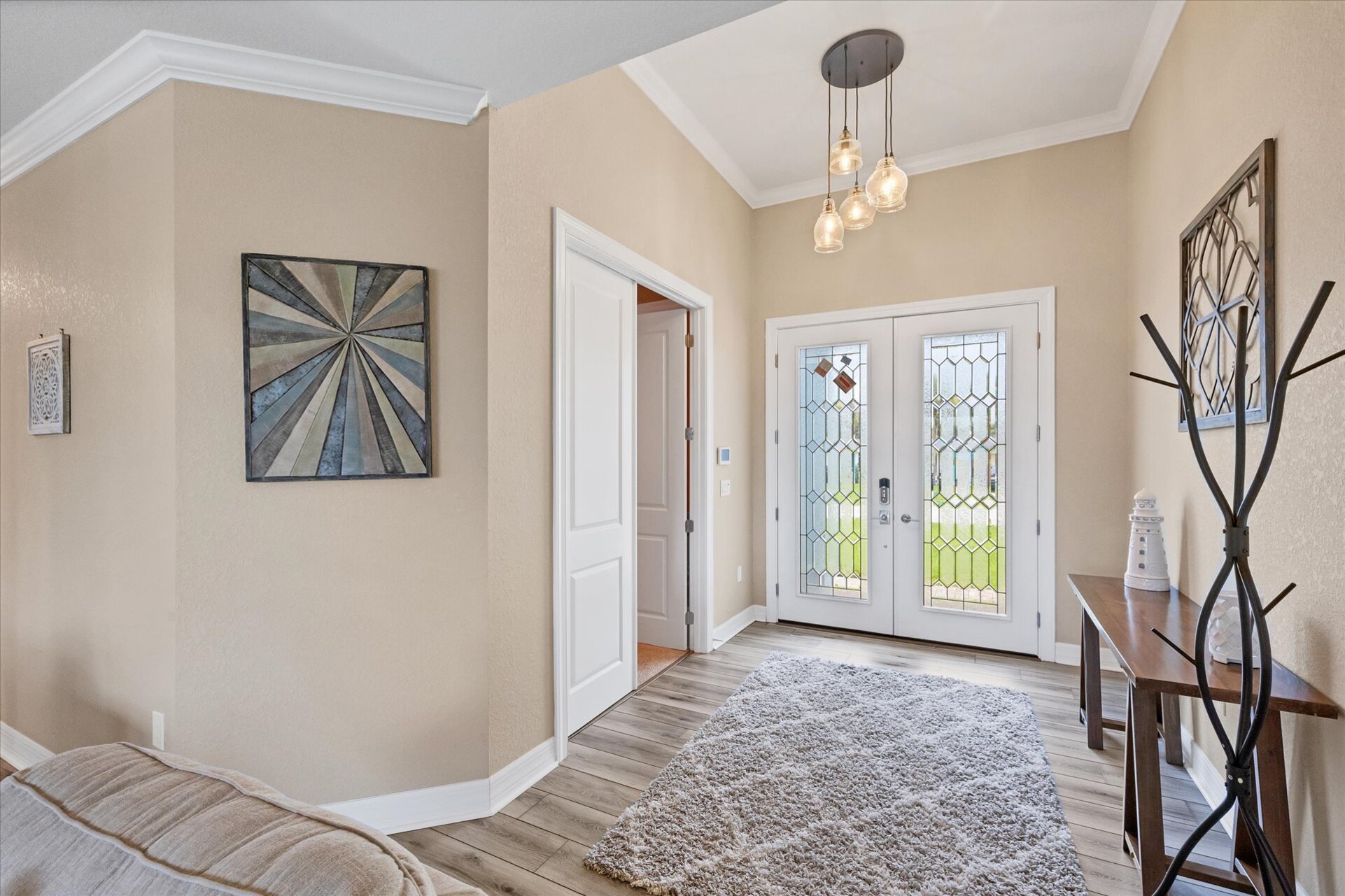 Bright, welcoming foyer
