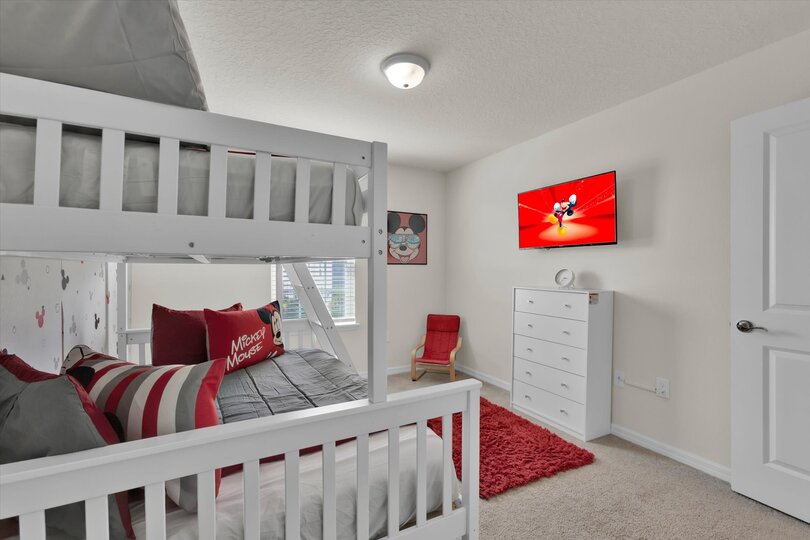 Twin/Double Bunk Bedroom 2 (Angle)
40" Smart TV