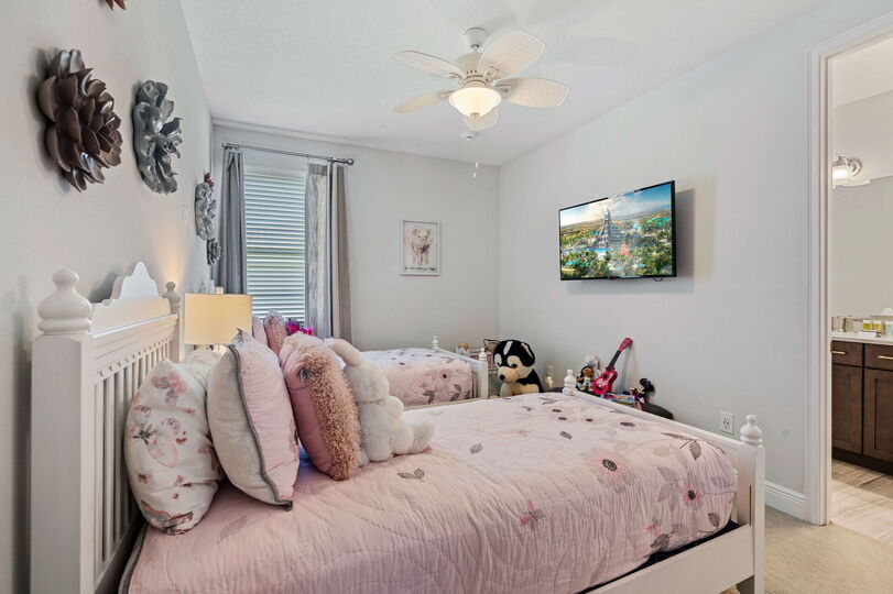 Unwind & Rejuvenate at Your Dream Hideaway, Orlando Villa 6679