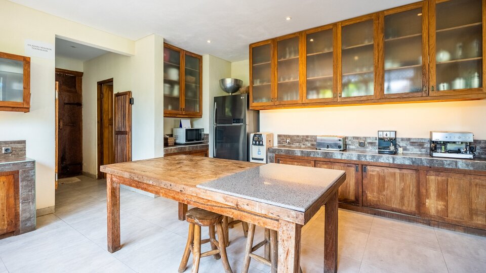 Rent Your Own 5 Star Private Villa in Seminyak, Bali Villa 2246