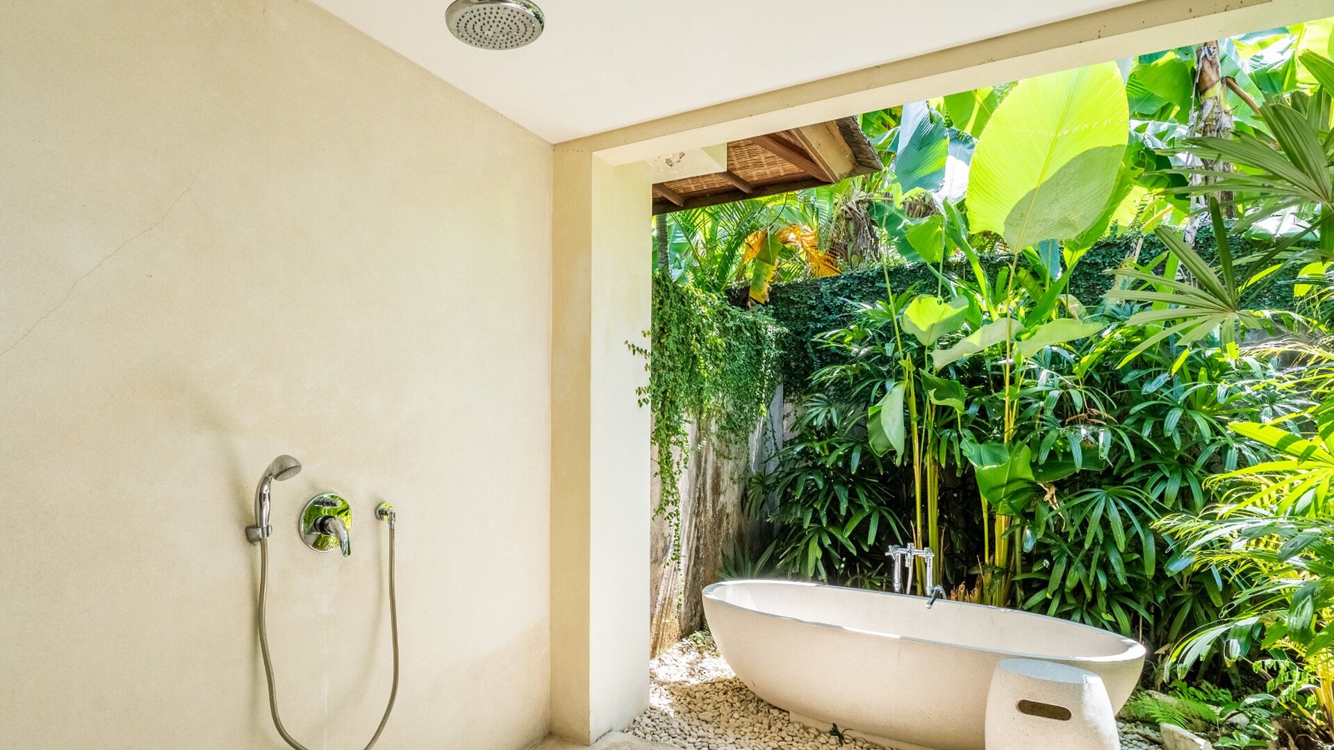 Rent Your Own 5 Star Private Villa in Seminyak, Bali Villa 2246