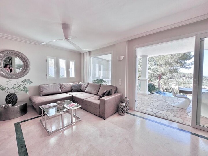 Stunning 5 Bedroom Villa, Ibiza Villa 1451
