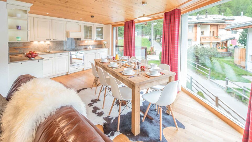 Elevate Your Escape to Luxurious Alpine Serenity, Valais Chalet 1389