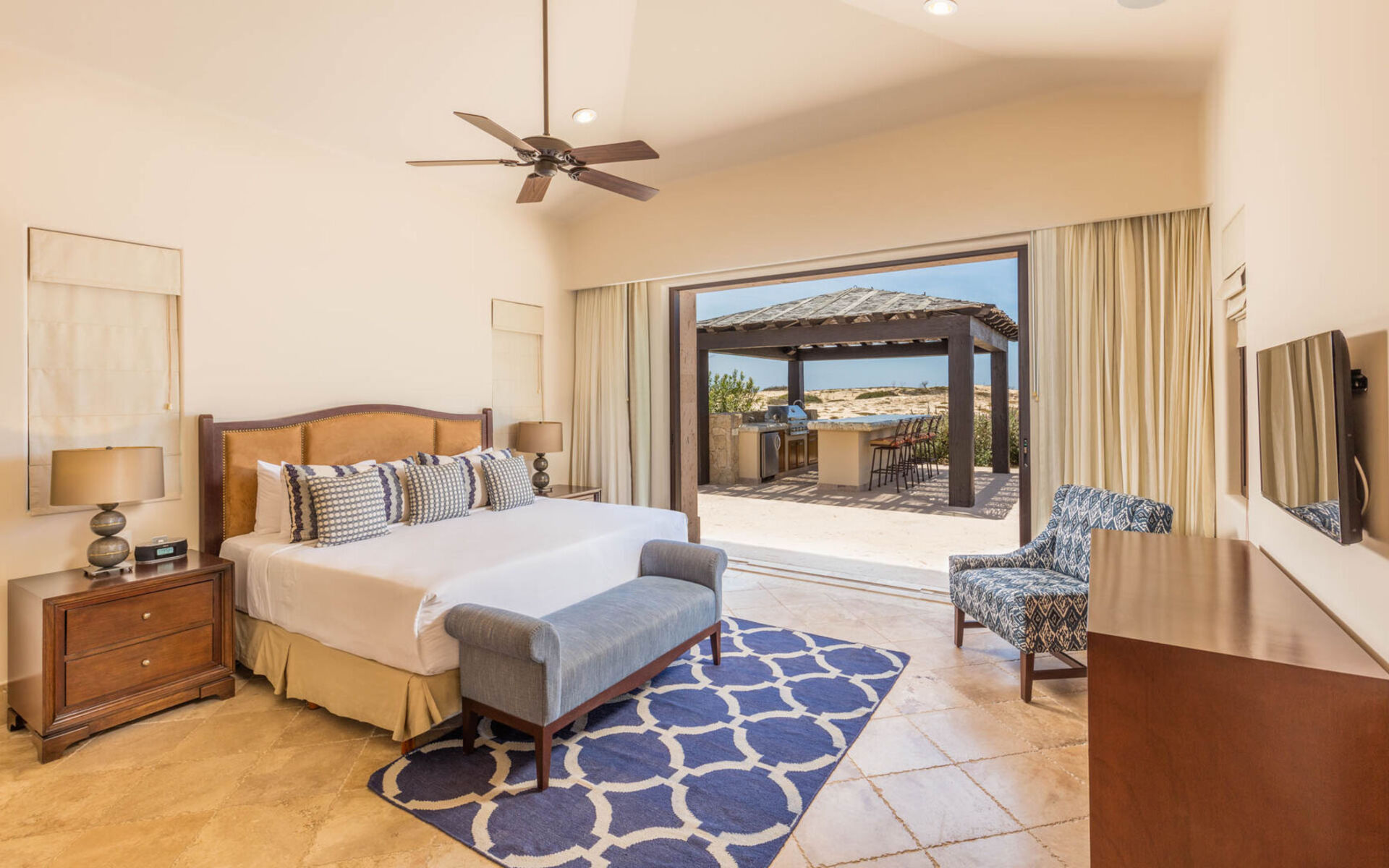 A Luxurious Escape in the Heart of Diamante, Cabo San Lucas Villa 1051