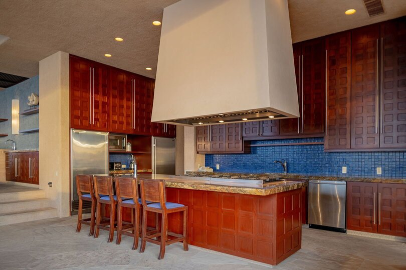 Ultimate Luxury and Unforgettable Views Await at Cabo San Lucas Villa 1053