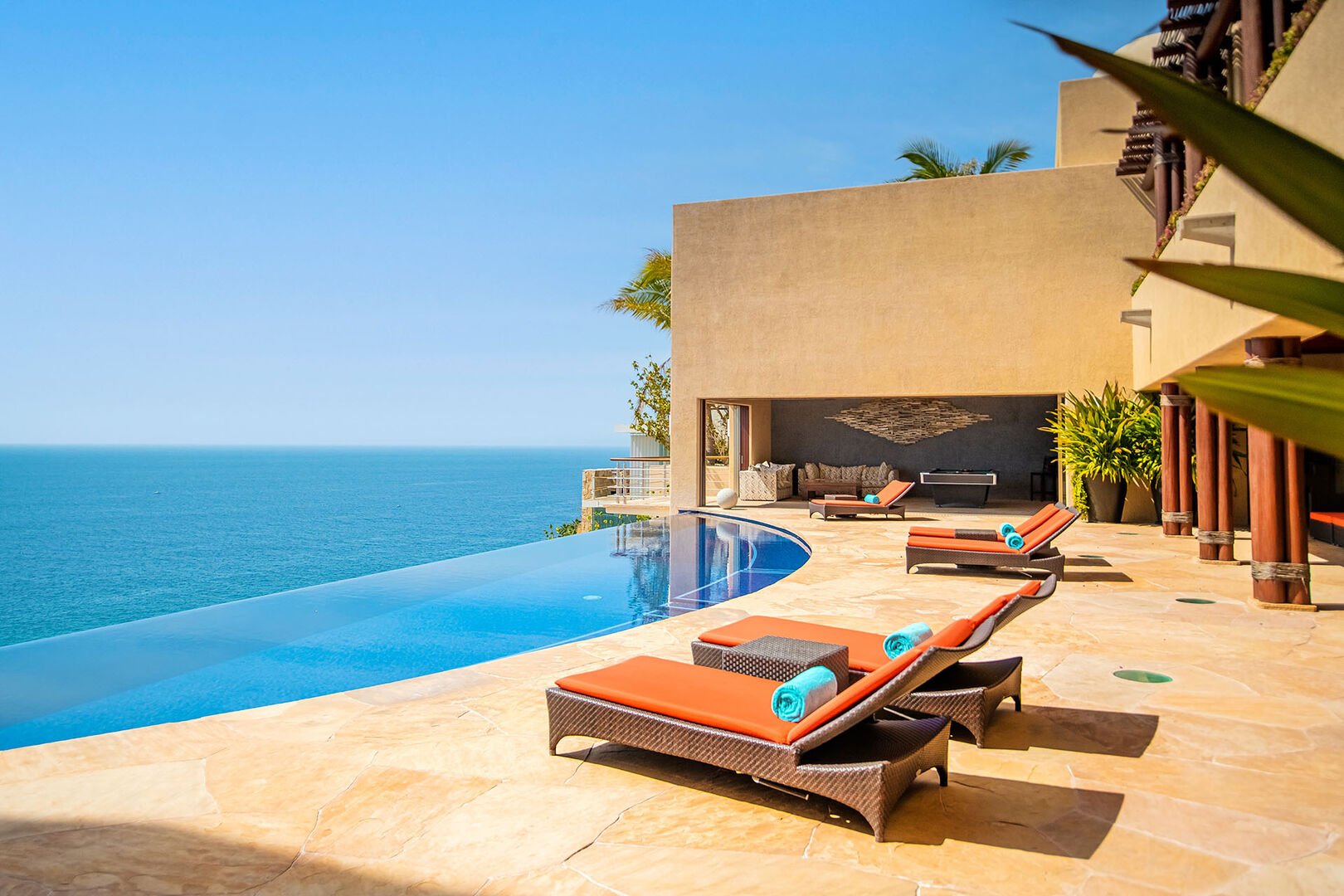 Ultimate Luxury and Unforgettable Views Await at Cabo San Lucas Villa 1053