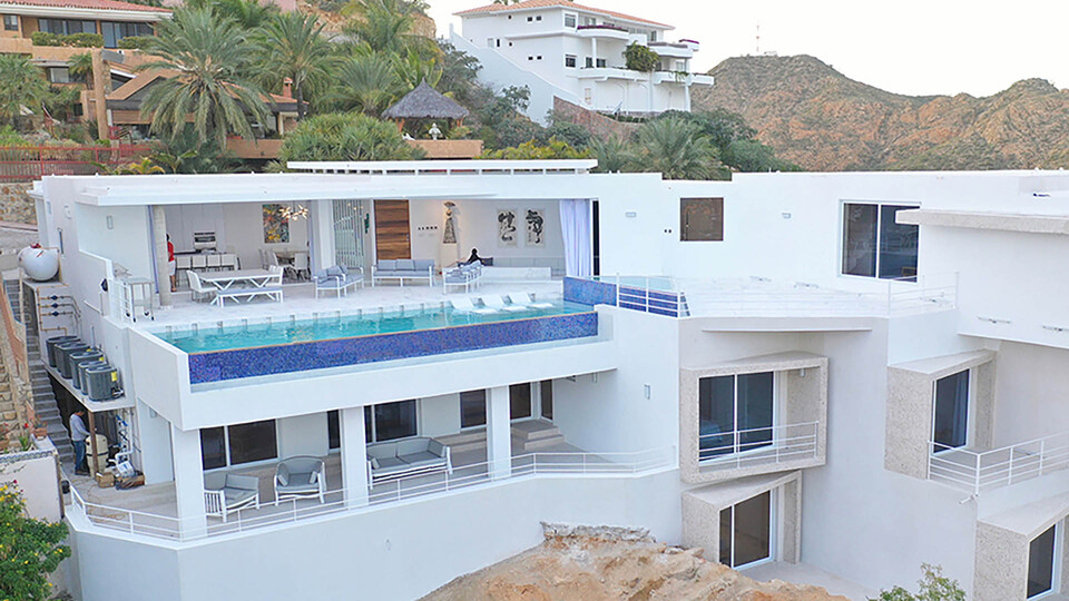 Indulge in Opulence at Cabo San Lucas Villa 1056 - Luxury Redefined