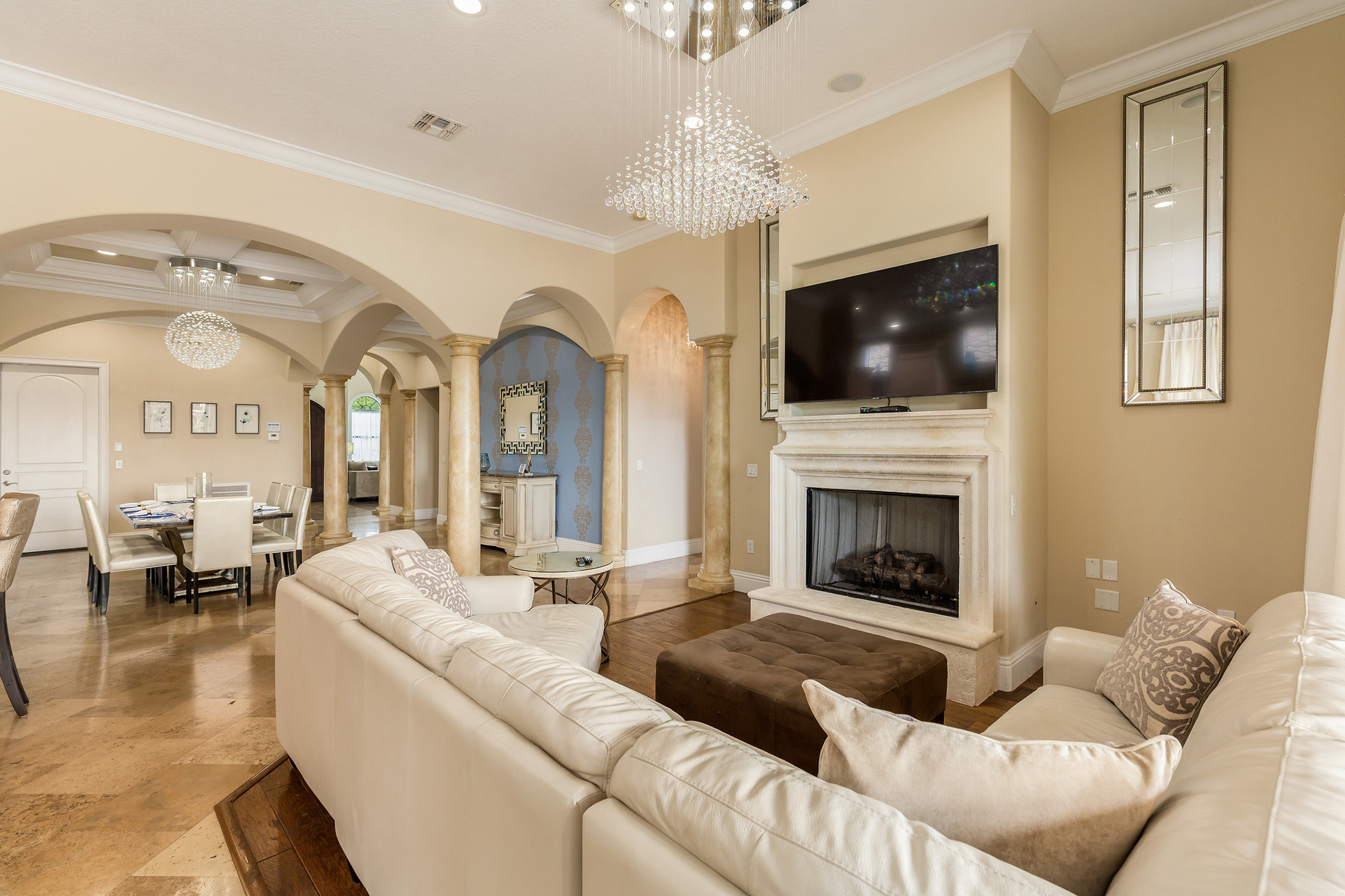 Disclaimer: Fireplace(s) not allowed for guest use, homeowner use only.