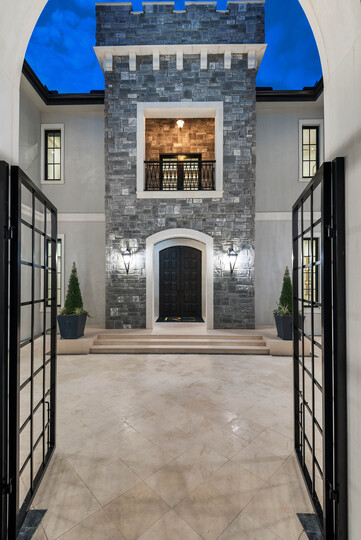 5 Star Villa Royale – A Majestic Private Estate