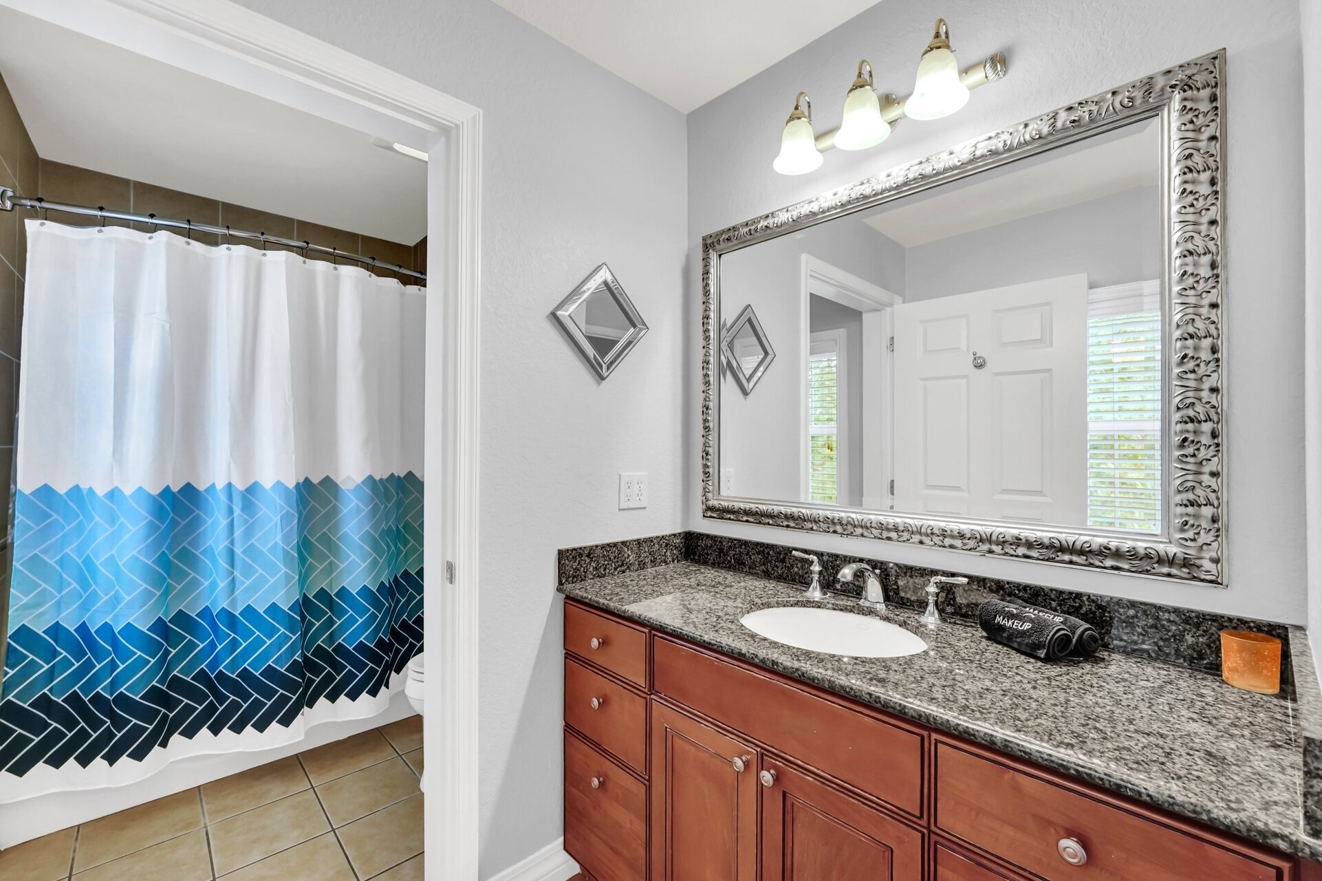 Modern 3 Bedroom Haven in Orlando,6523