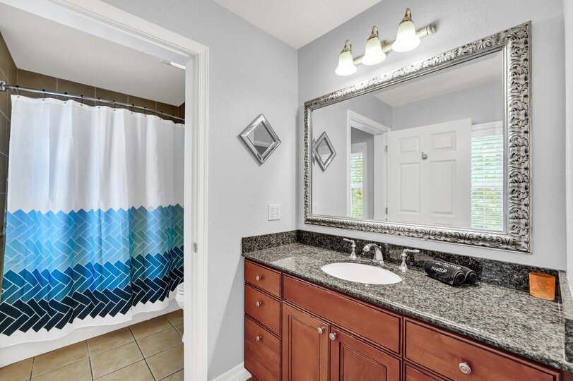 Modern 3 Bedroom Haven in Orlando,6523