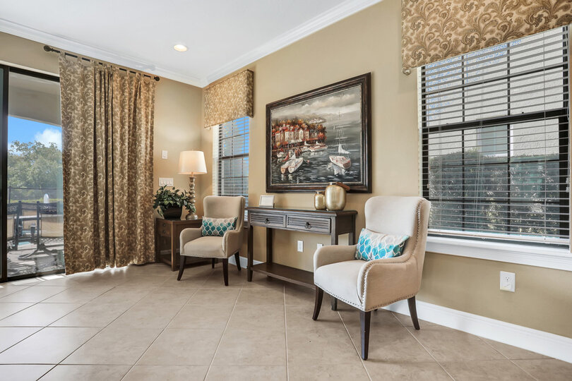 Modern 5 Bedroom Oasis in Orlando,6534