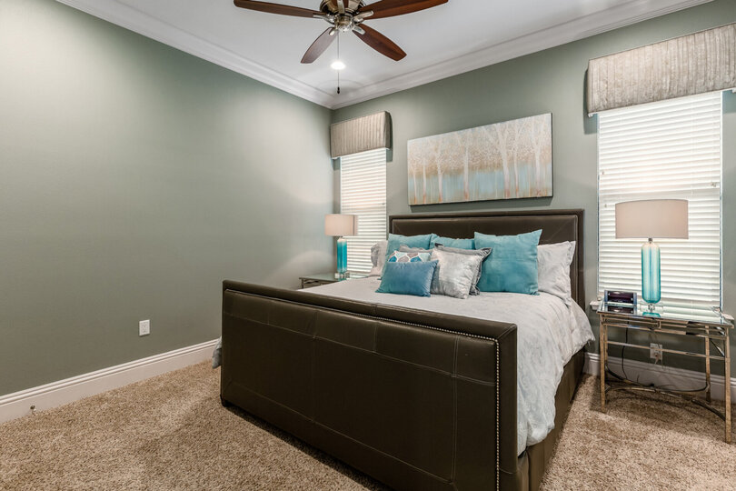 Rest in this king-sized bed with an ensuite bathroom