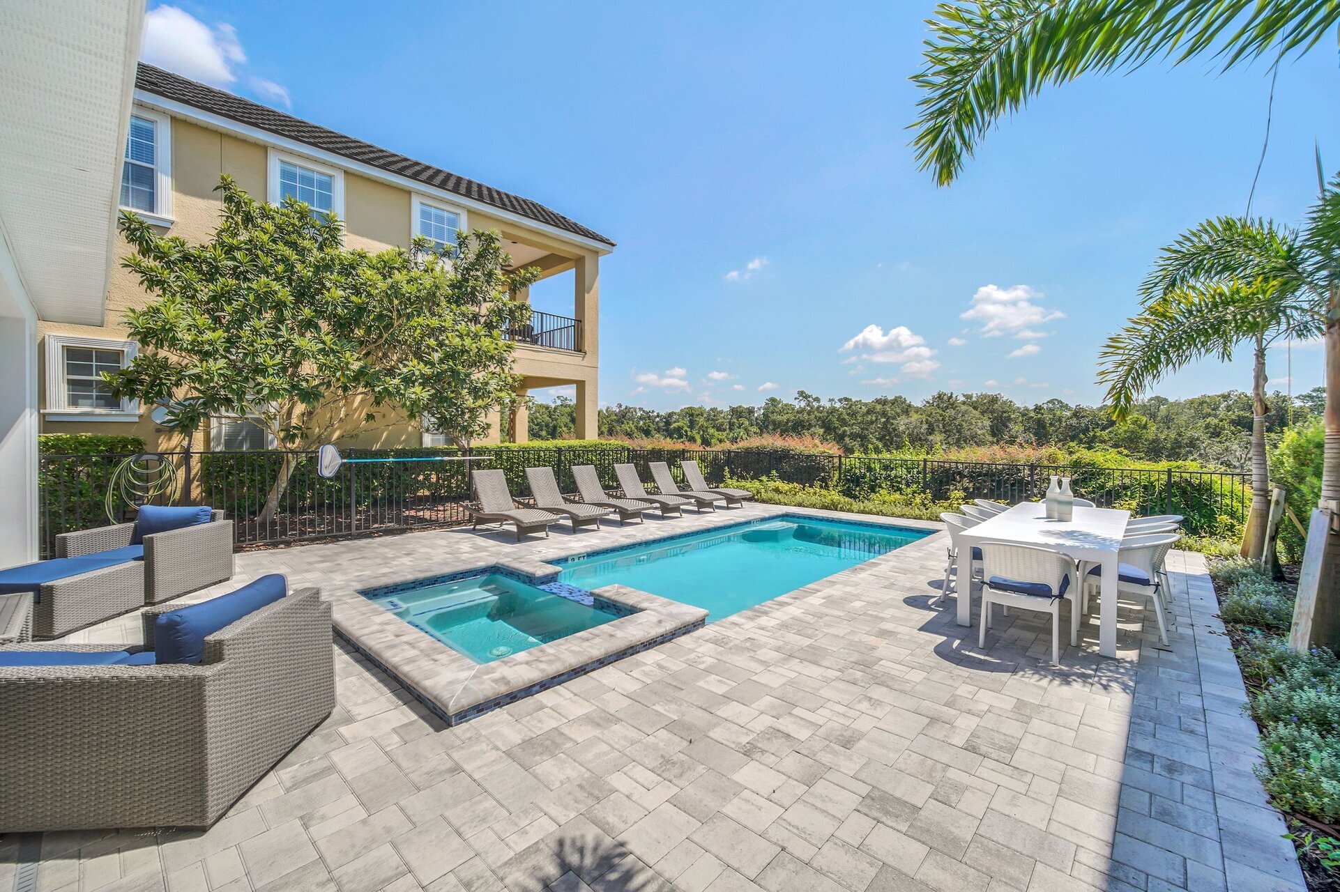 Your Dream Villa Awaits in Orlando,6579