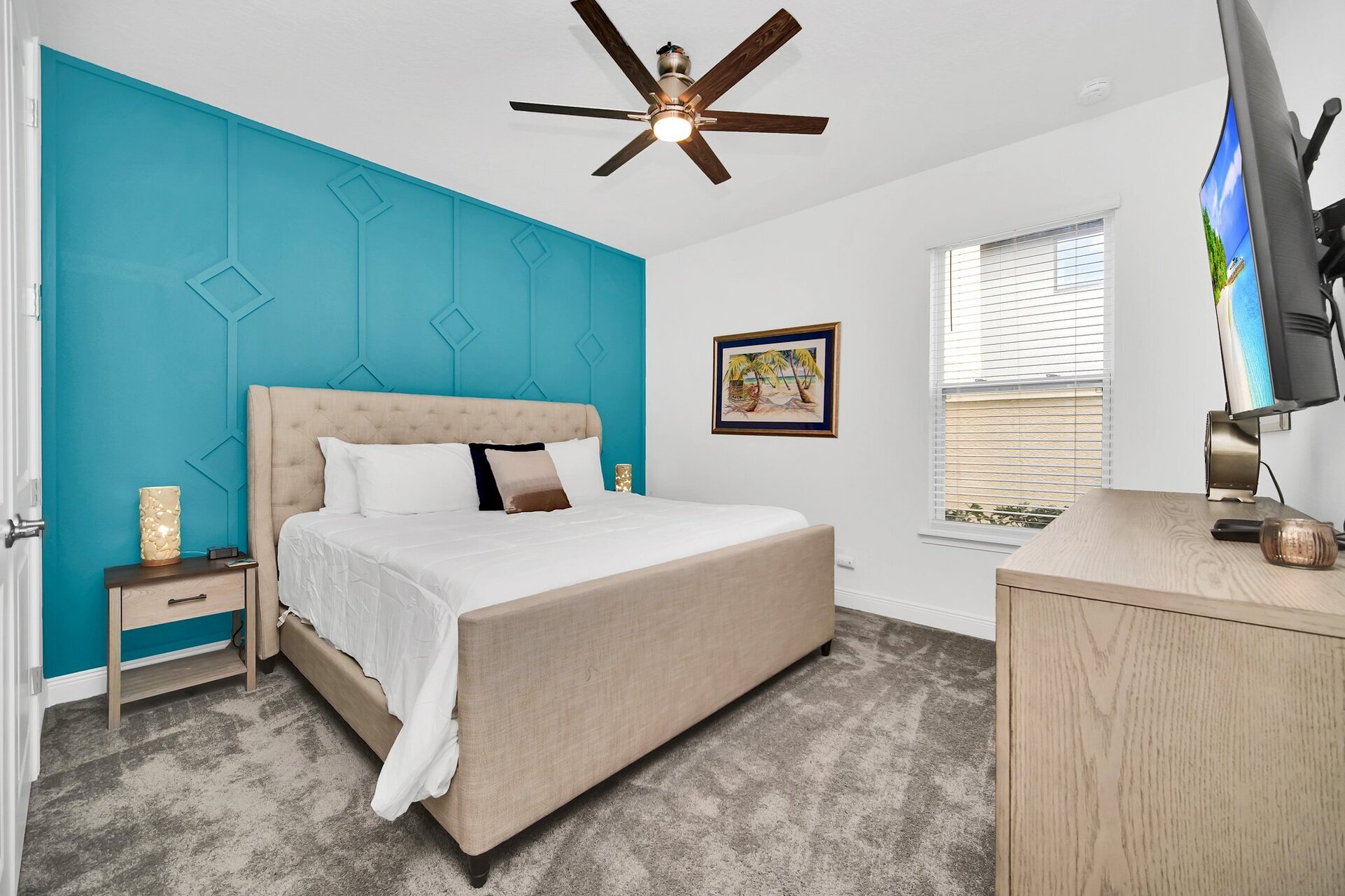 A King bedroom located on the ground floor.