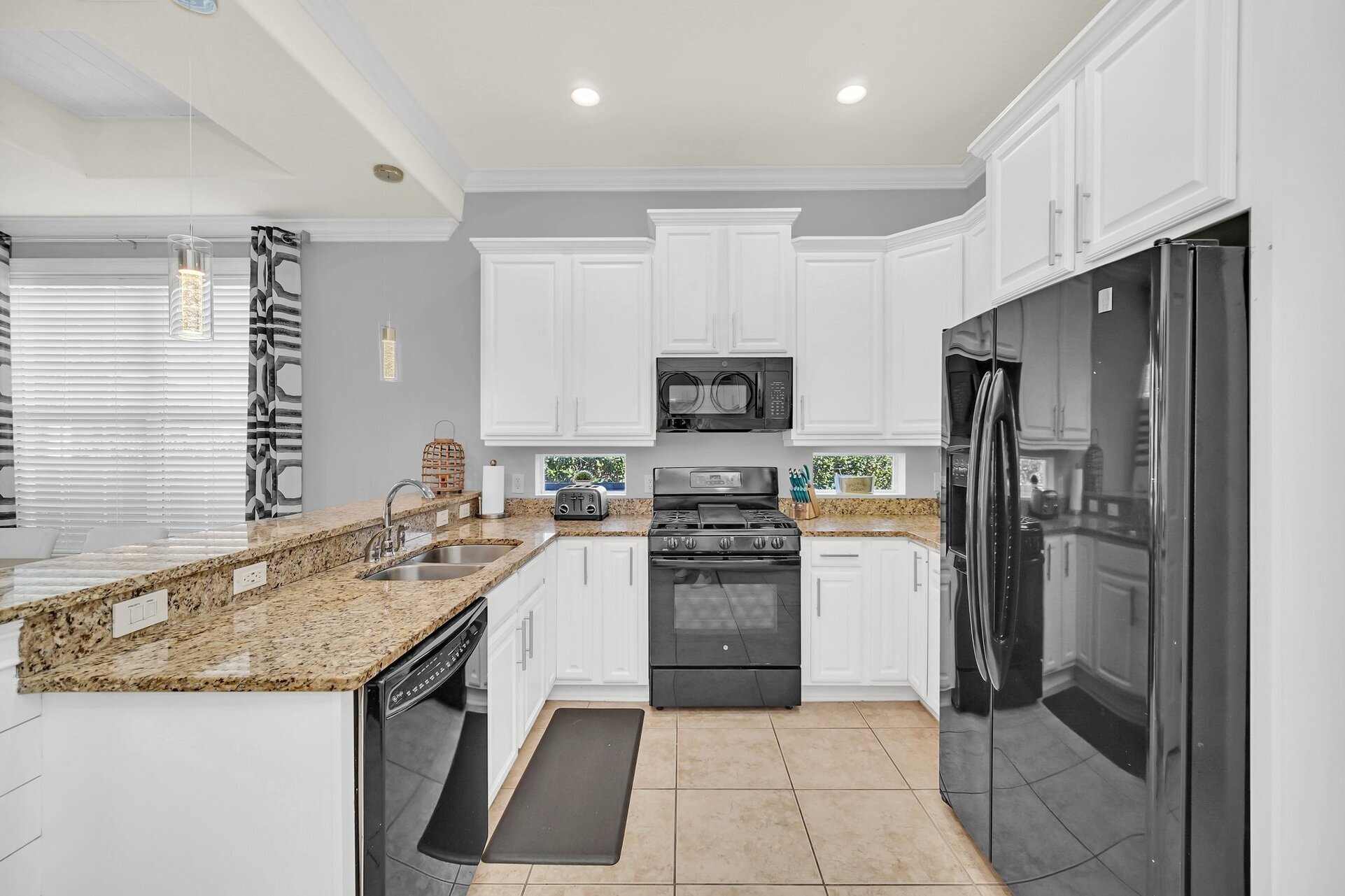 Spectacular 5 BR Villa in Prime Orlando Location,6629