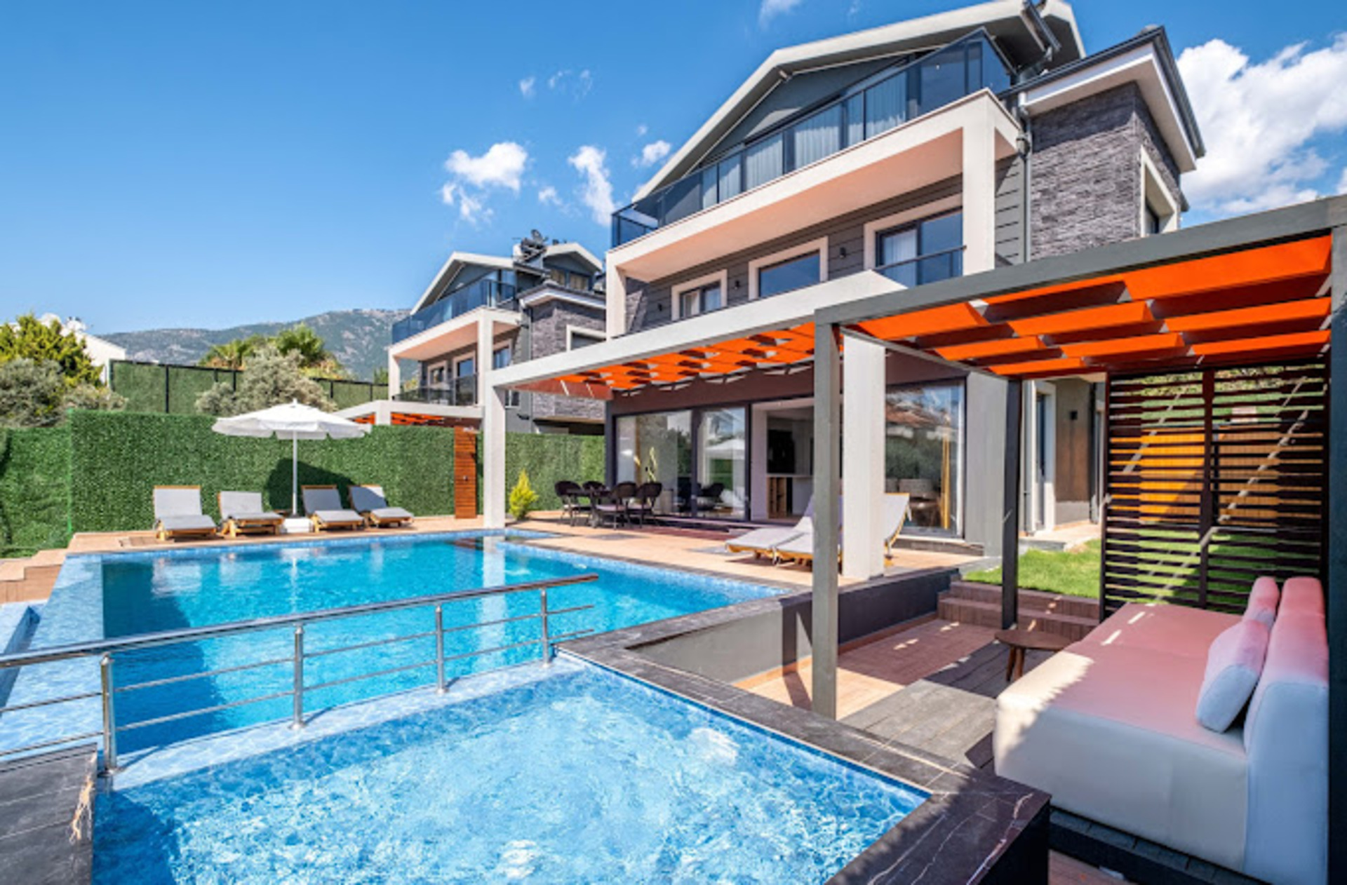 Your Own Private Holiday Haven 1033