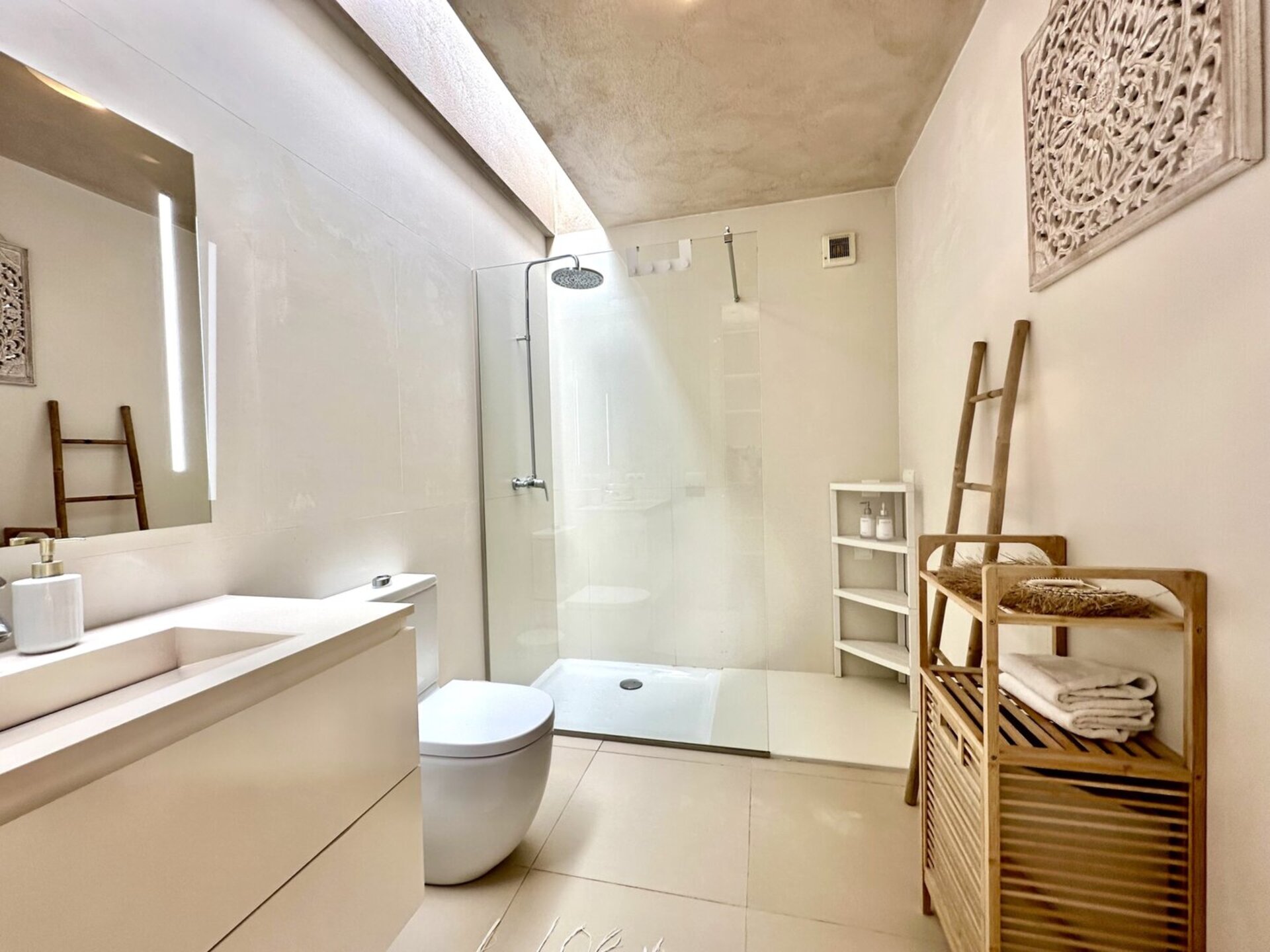 A Timeless Private Luxury Sanctuary, Ibiza Villa 1452
