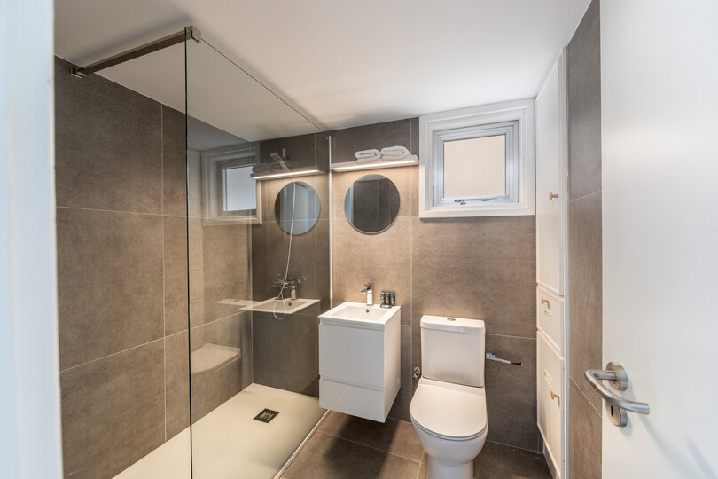 Modern H2O Suite near Ayia Triada Beach