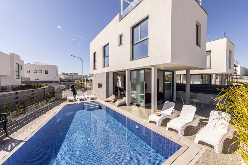 Charming Villa Retreat in Paralimni 1588