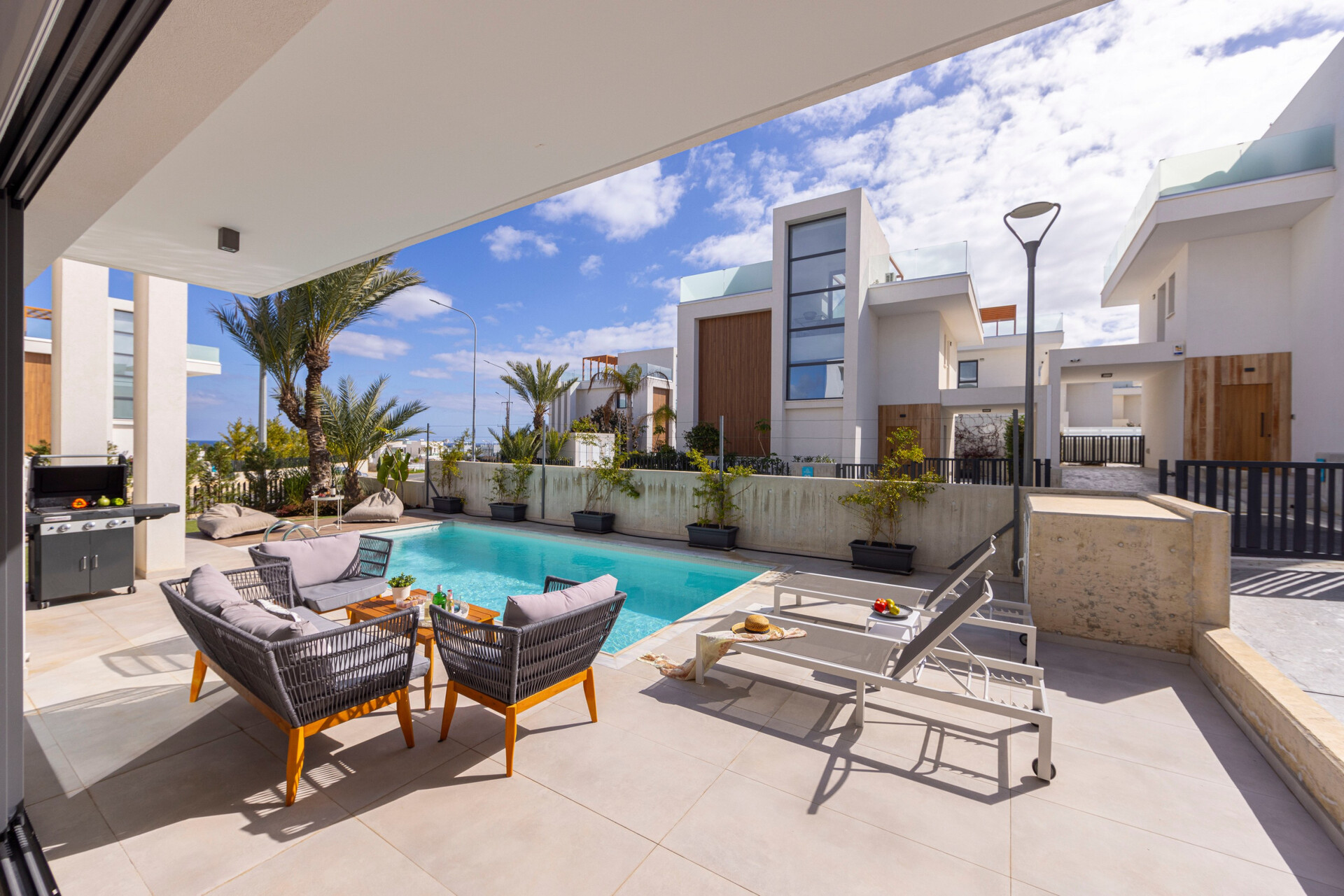 Charming 3 Bedroom Villa in Paralimni City, 1589
