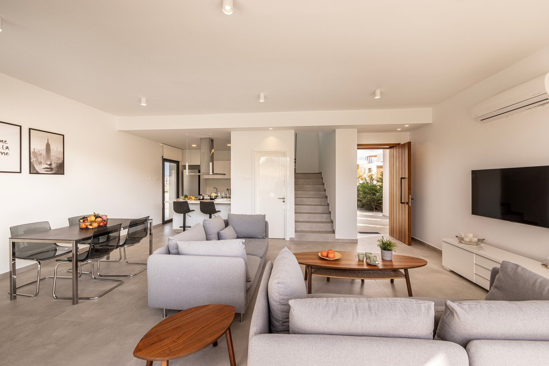 Cozy Family Home in Paralimni with Modern Design, 1590