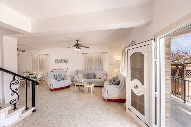 Charming 3 Bedroom Villa in Sotira with Pool, 1338