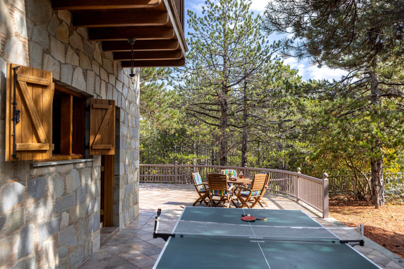 The Enchanting 4 Bedroom Villa in Pedoulas, 1005
