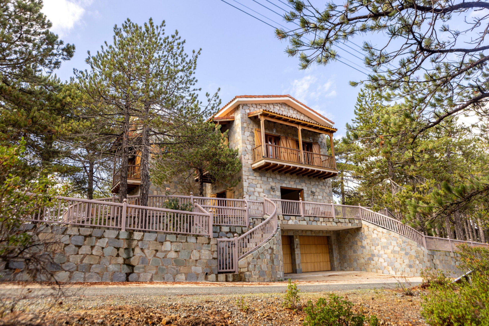 The Enchanting 4 Bedroom Villa in Pedoulas, 1005