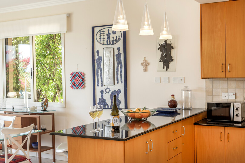 Cozy Villa with 3 Bedrooms in Larnaka 1000