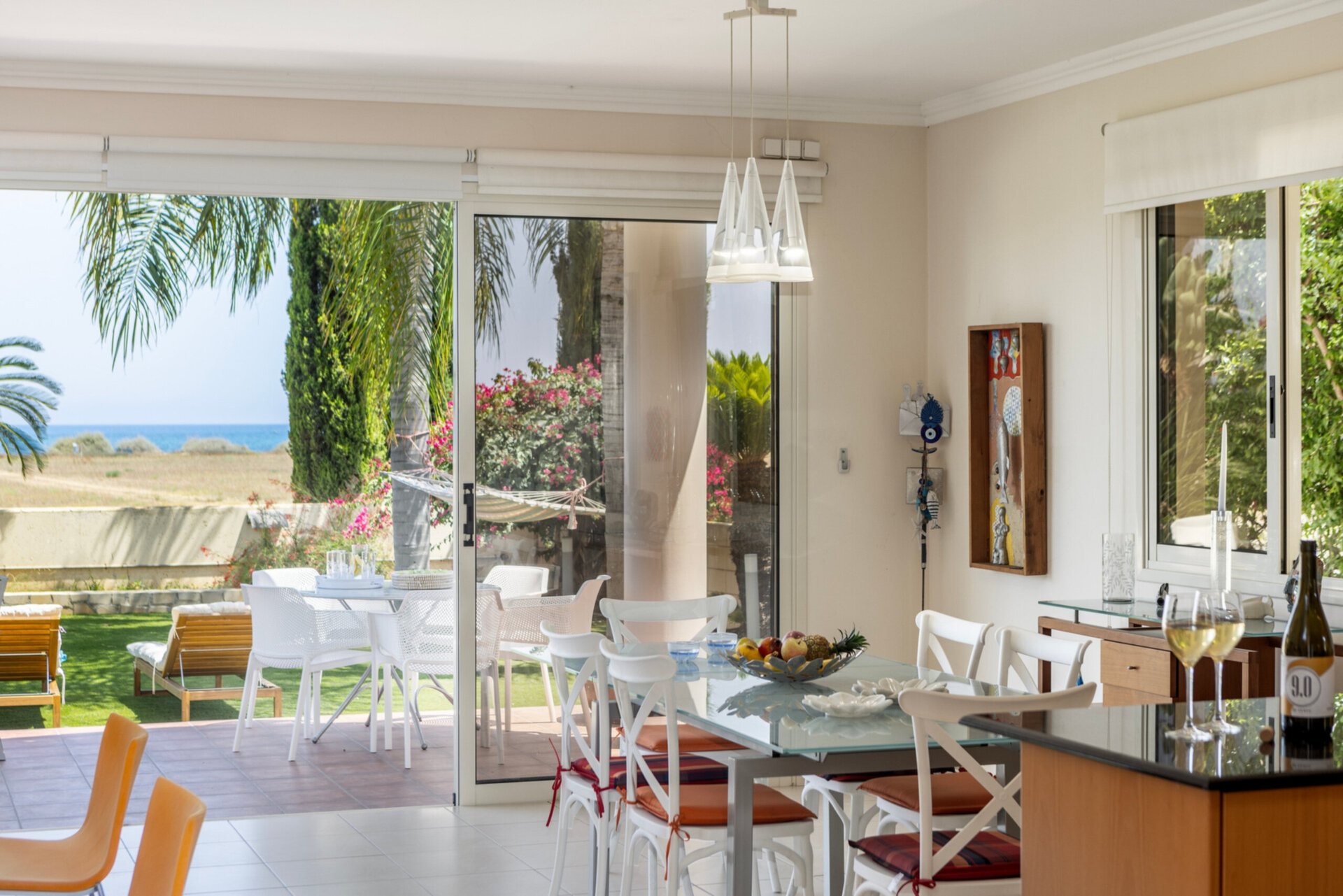 Cozy Villa with 3 Bedrooms in Larnaka 1000