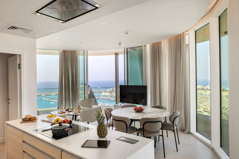 Secluded 3 Bedroom Oasis in City, 1007