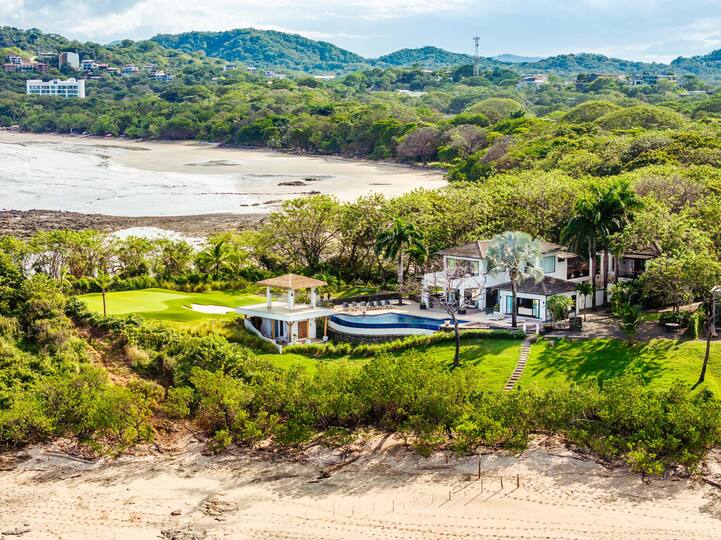 Experience Luxury at Guanacaste Province 1001