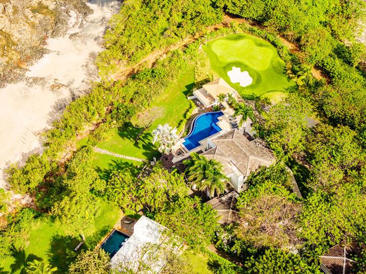 Experience Luxury at Guanacaste Province 1001