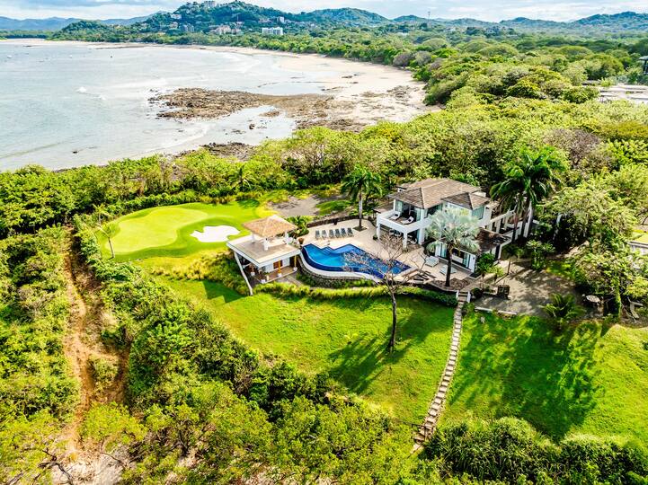 Experience Luxury at Guanacaste Province 1001