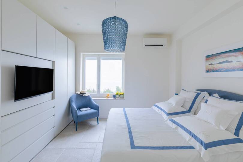 Escape to Pure Capri Luxury – Capri Villa 1006
