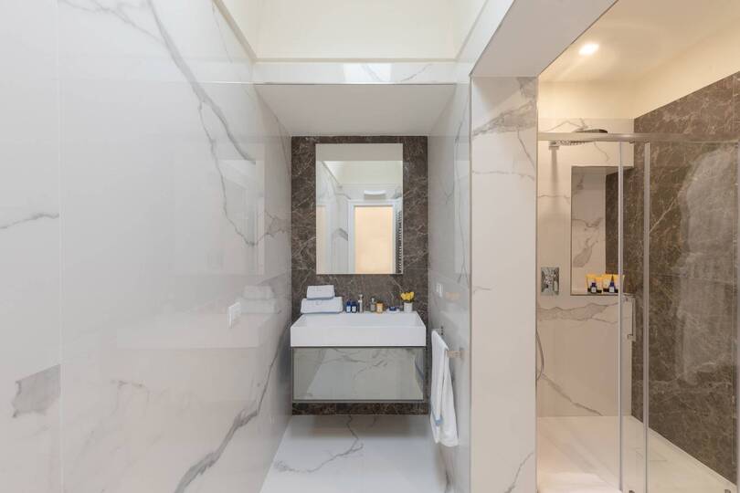 Escape to Pure Capri Luxury – Capri Villa 1006