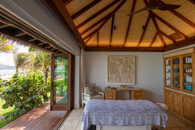 Oceanfront Bliss 1011