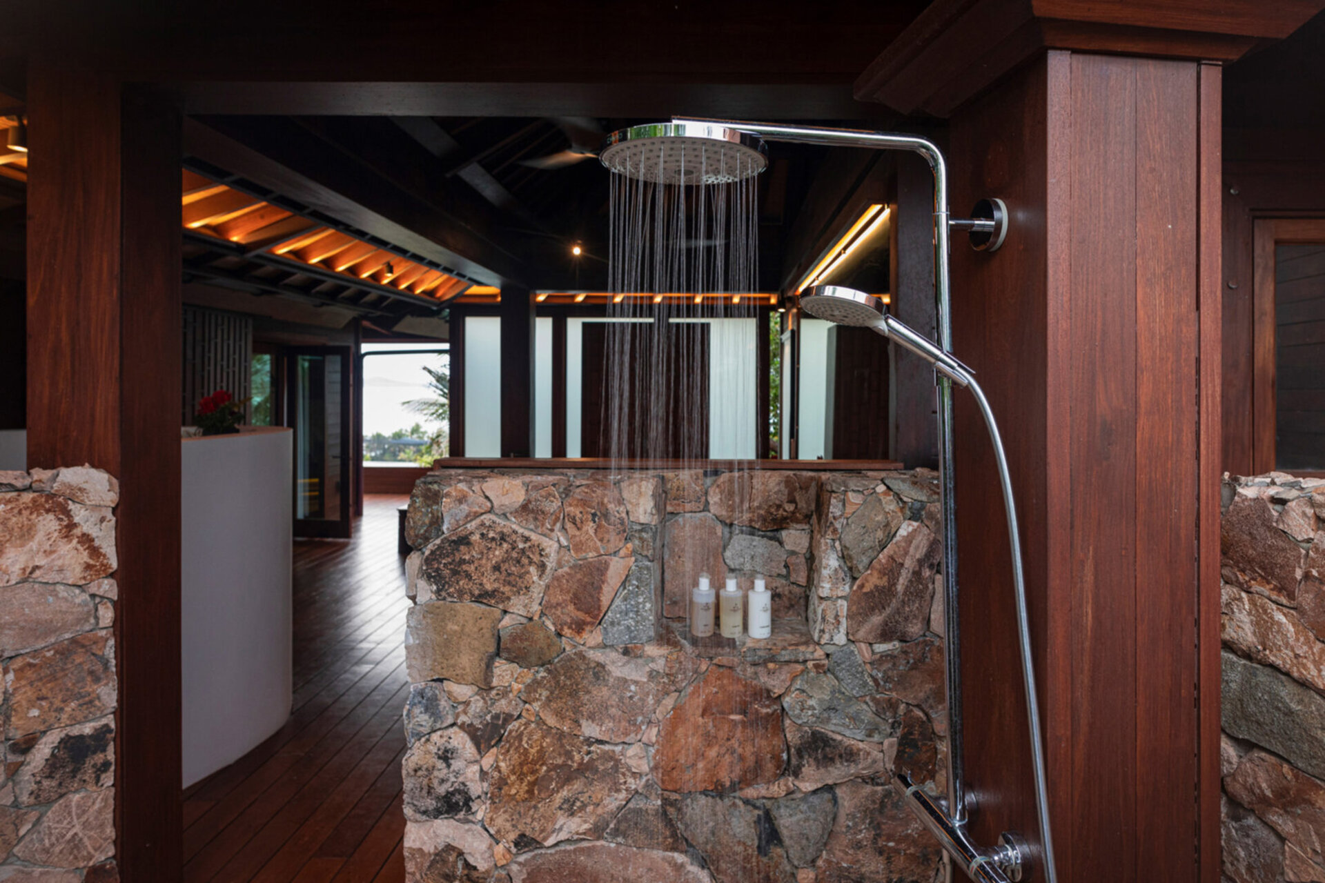 Oceanfront Bliss 1011