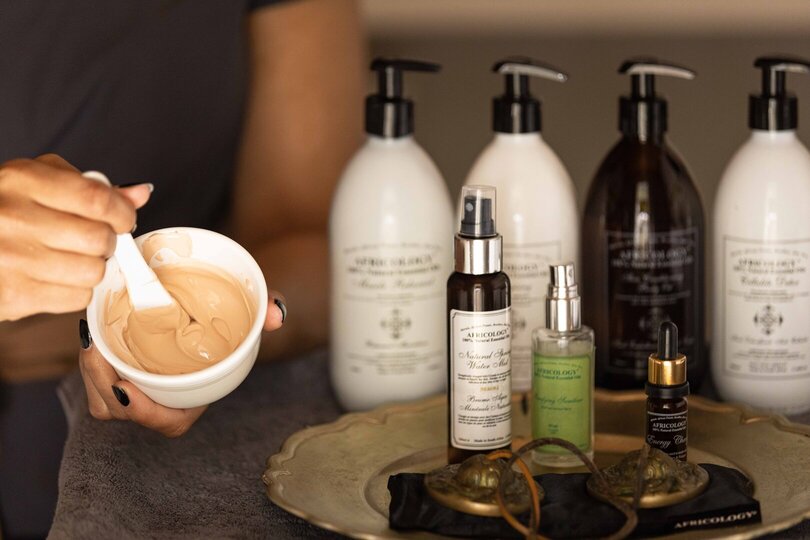 Chardonnay Room 1 with Manor Views 1044